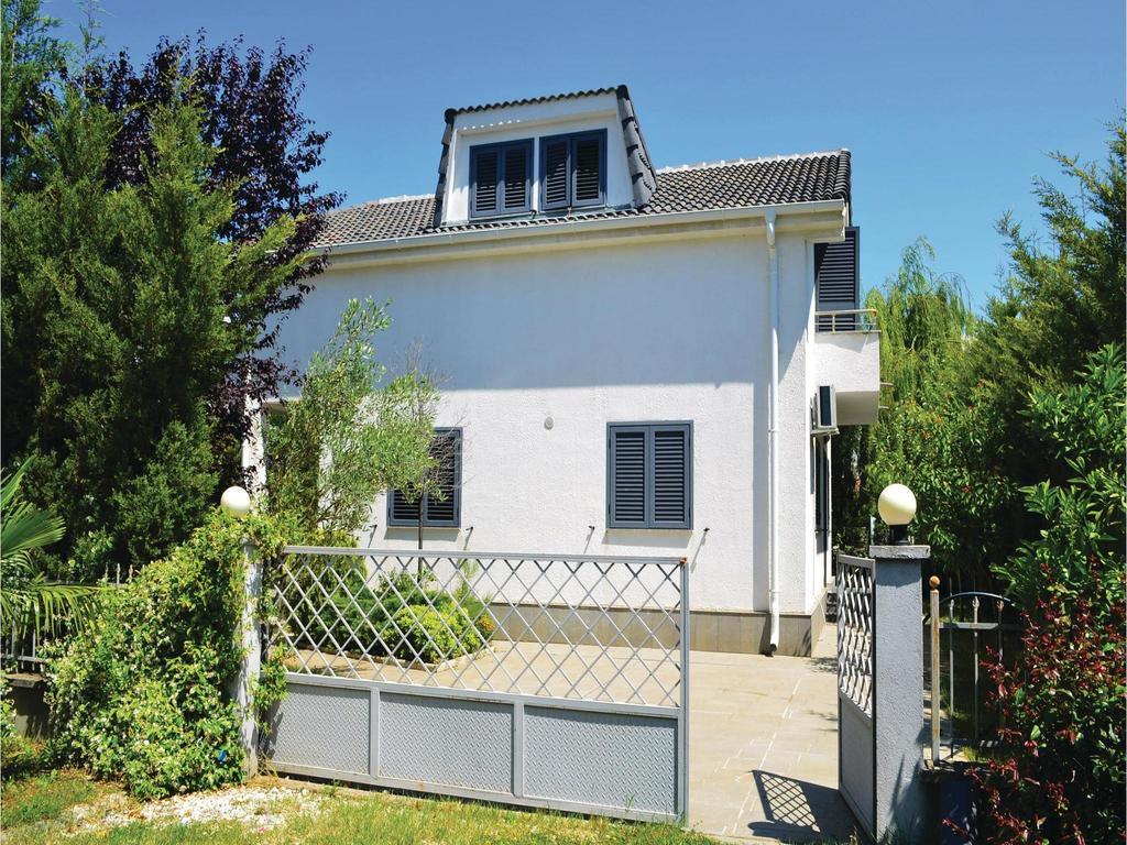 Holiday Home Pishat E Buta 28 غوليم المظهر الخارجي الصورة