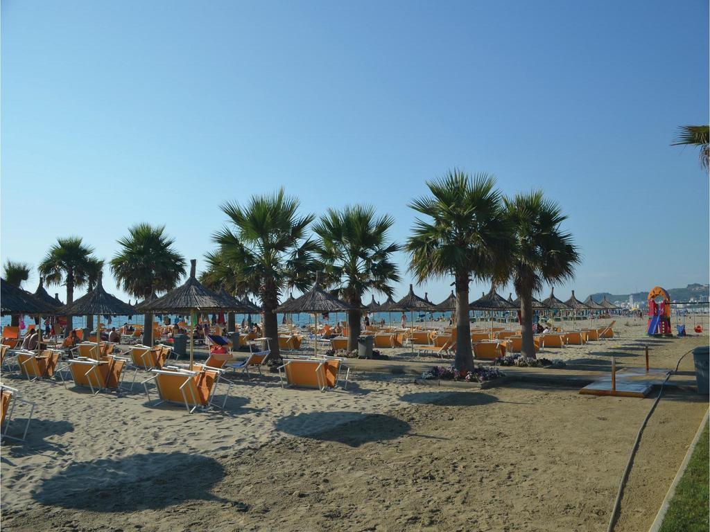 Holiday Home Pishat E Buta 28 غوليم المظهر الخارجي الصورة